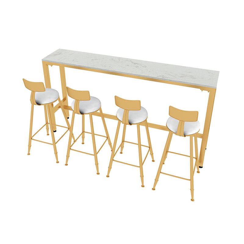 Tabouret de bar à coussin Glam avec pieds en métal doré