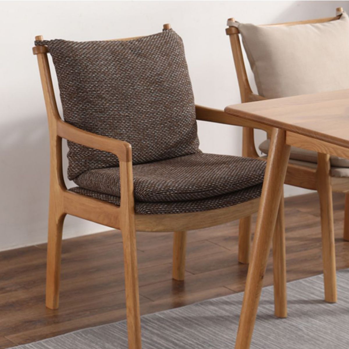 Traditional Style Solid Wood Chairs Kitchen Dining Slat Back Arm Chair Clearhalo ' kitchen&dining_furn' 'Dining Chairs' 'Dining Tables & Seating' 'dining_chair' 'furn' 'furn_dining_chair' 'Furniture' 'furniture_dining_chair' 'Kitchen & Dining Furniture' 'kitchen' 1200x1200_491bc239-723d-4e71-8edd-7cf7f3c092e2