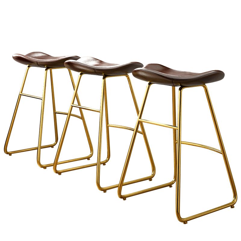 Glam Counter Bar Stool Armless Leather Indoor Bar Stool with Footrest Iron Base Clearhalo 'Bar Furniture' 'Bar Stools' 'bar_stools' 'furn' 'furn_bar_stools' 'furniture_bar_stools' 'Kitchen & Dining Furniture' 'kitchen&dining_furn' 'kitchen' 'kitchen_furn' Furniture' 1200x1200_49334b35-99f2-41d8-a39c-457efb7883a1