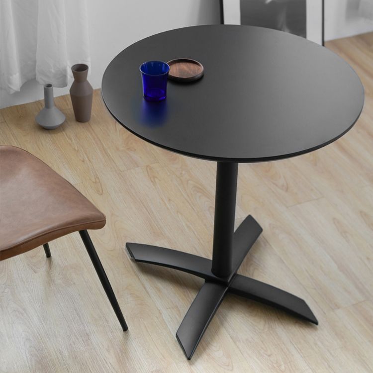 Round Solid Wood Dining Table Simplicity Style Dining Room Collection for Indoor Clearhalo ' dining_table' 'Dining Tables & Seating' 'Dining Tables' 'furn' 'furn_dining_table' 'Furniture' 'furniture_dining_table' 'Kitchen & Dining Furniture' 'kitchen&dining_furn' 'kitchen' 'kitchen_dining_table' 1200x1200_4979e647-76d9-40f0-b9ce-88491e110ef0