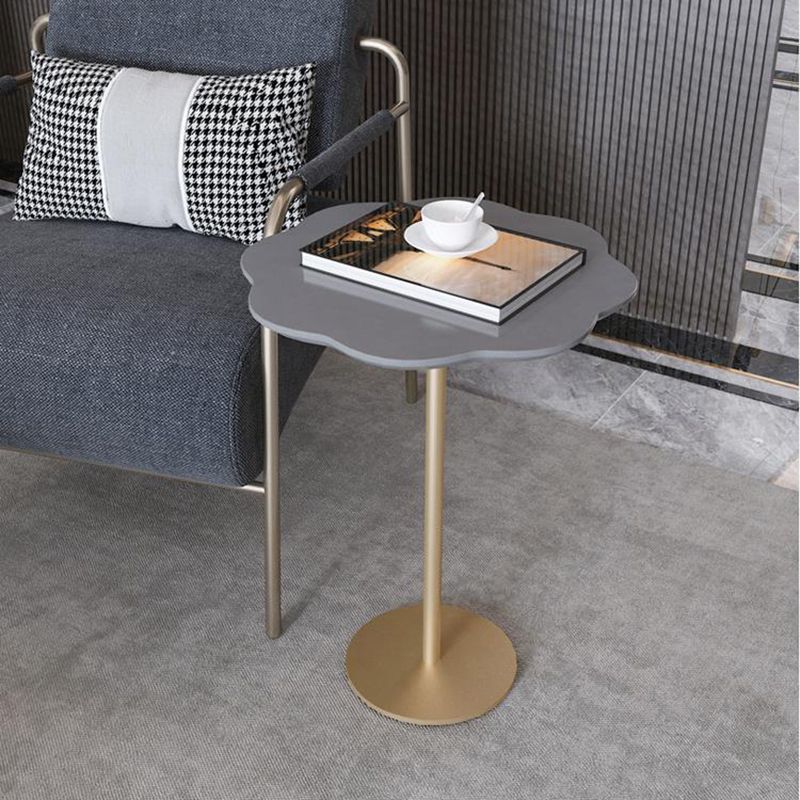 24,4 "tavolo laterale del piedistallo mentale alto nero/bianco/grigio tavolo di fascia alta a forma naturale naturale