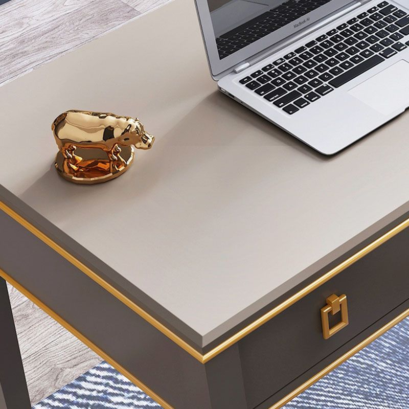 Bureau de bureau en bois de style contemporain Bureau de tâche de forme rectangulaire avec 3 tiroirs pour la maison