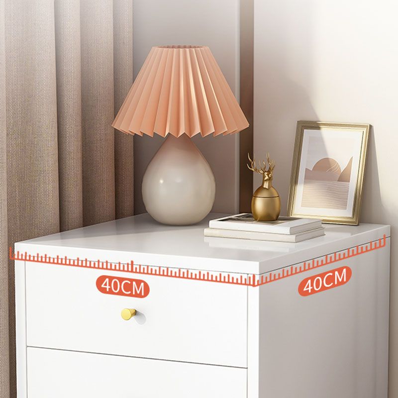 Commode contemporaine verticale en bois blanc avec tiroir