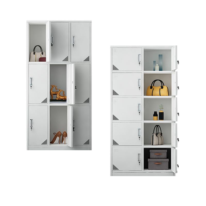 Armoire de rangement intérieure contemporaine avec porte métallique