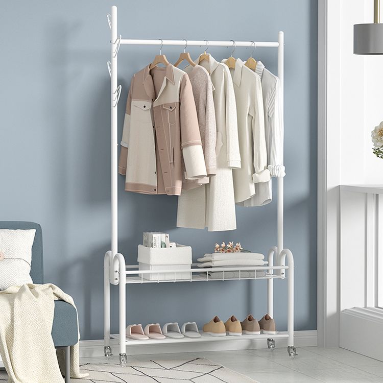 Moderne Metallhalle -Hallbaum -Kleiderbügelhaken und Lagerscheltrack