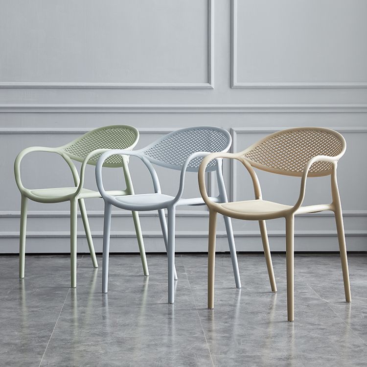 Contemporary Plastic Dining Armchair Chair Open Back Dining Side Chair for Kitchen Clearhalo ' kitchen&dining_furn' 'Dining Chairs' 'Dining Tables & Seating' 'dining_chair' 'furn' 'furn_dining_chair' 'Furniture' 'furniture_dining_chair' 'Kitchen & Dining Furniture' 'kitchen' 1200x1200_4a4ae301-6d1b-47ad-a3e1-3598af12af90
