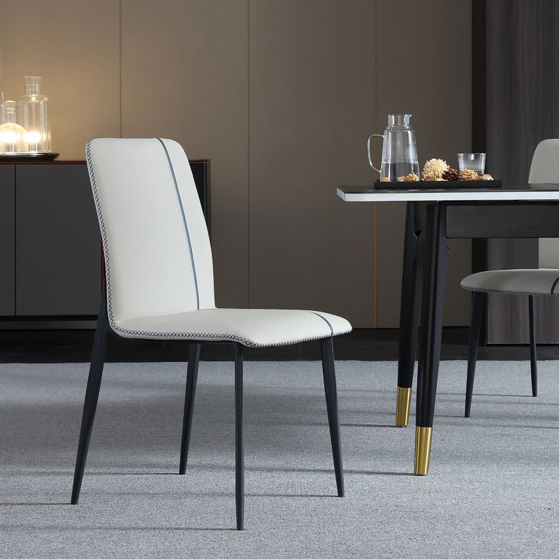 Sillas de comedor industrial y acento