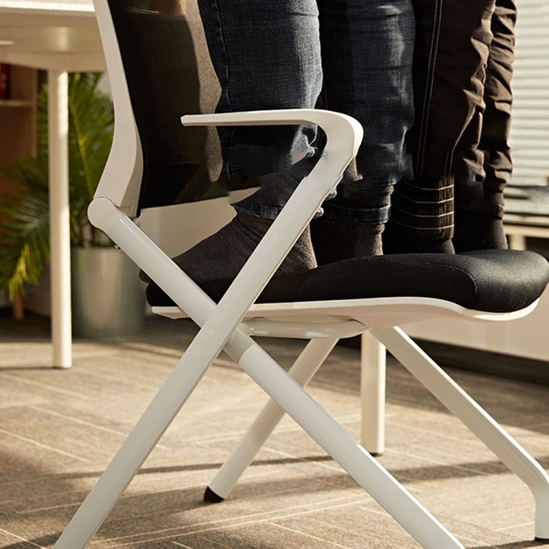 オフィス用の車輪付きのアームズオフィスチェアモダンデスクチェア