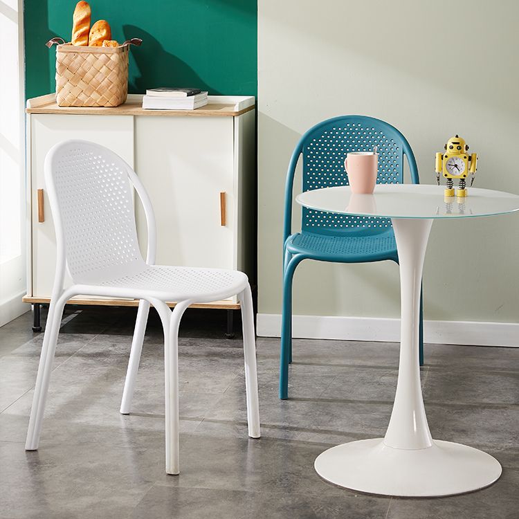 Stackable Plastic Dining Side Chair Scandinavian Armless Dining Chairs (Set of 4) Clearhalo ' kitchen&dining_furn' 'Dining Chairs' 'Dining Tables & Seating' 'dining_chair' 'furn' 'furn_dining_chair' 'Furniture' 'furniture_dining_chair' 'Kitchen & Dining Furniture' 'kitchen' 1200x1200_4adcc966-1d11-44a4-9af6-15ced700fb49