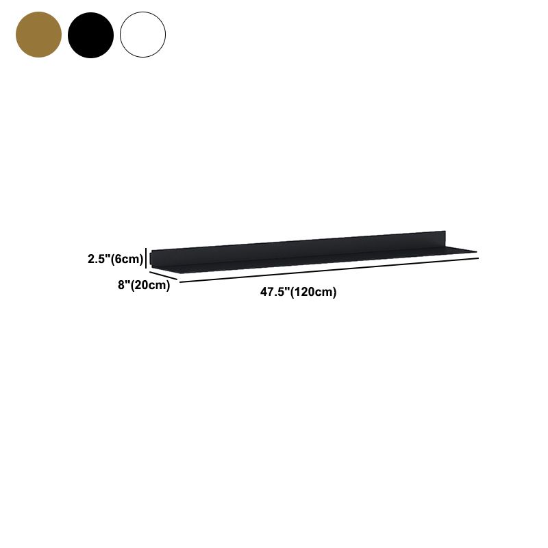 モダンな金属製の本棚1層の壁に囲まれた本棚が磨かれています。