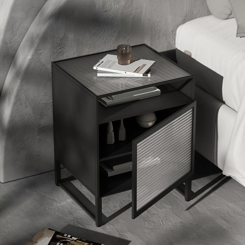 Modern Lower Shelf Night Stand Glass Bedside Cabinet for Bedroom Clearhalo 'Bedroom Furniture' 'furn' 'furn_night_stand' 'Furniture' 'night_stand' 'Nightstands' 1200x1200_4b00d5a5-e5f5-4611-84fc-1148753a3f91