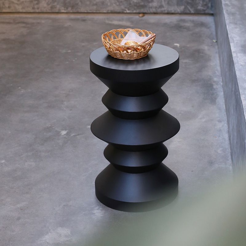 14" Wide Contemporary Corner Table Round Metal Black Side Table Clearhalo 'Coffee & Accent Tables' 'End & Side Tables' 'end_side_tables' 'furn' 'furn_end_side_tables' 'Furniture' 'Living Room Furniture' 1200x1200_4b1bf429-ca71-4875-a548-e4eb5e120105