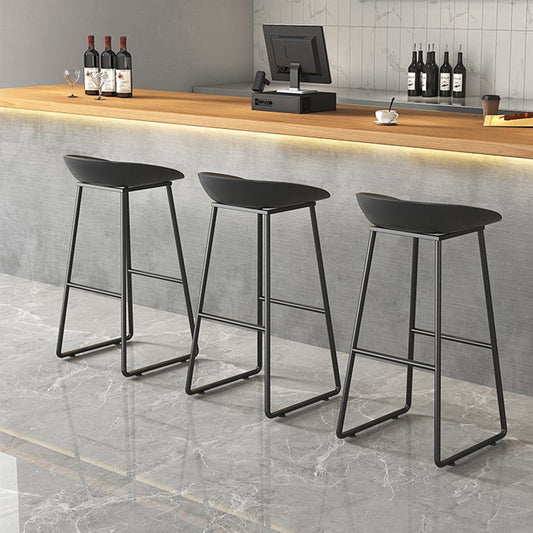 Contemporary Plastic Backrest Counter High Stool with Black Metal Base Clearhalo 'Bar Furniture' 'Bar Stools' 'bar_stools' 'furn' 'furn_bar_stools' 'Furniture' 'Kitchen & Dining Furniture' 1200x1200_4b3e8019-fb18-4984-b5d4-d79ec1eb988f