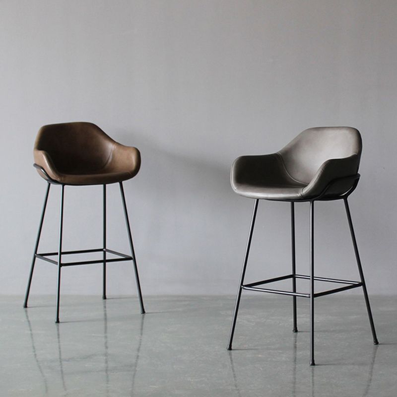工業スタイルのメタルバースツールレザーカウンターバースツールキッチンバー