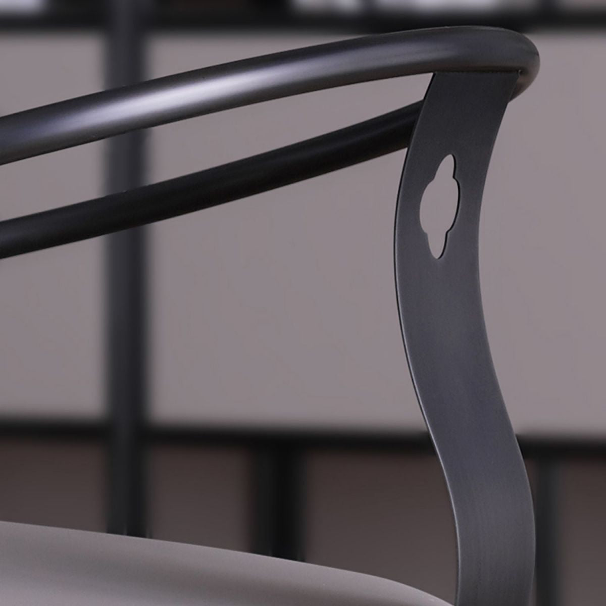 Glam Style Dining Chair Upholstered Arm Chair with Metal Base Clearhalo 'Dining Chairs' 'Dining Tables & Seating' 'dining_chair' 'furn' 'furn_dining_chair' 'Furniture' 'Kitchen & Dining Furniture' 1200x1200_4b7d6c4e-35ef-486b-a39e-6ab76f172121