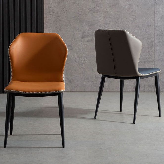 Chaise de salle à manger en acier contemporain meubles letéraux en arrière en finition mate pour la maison