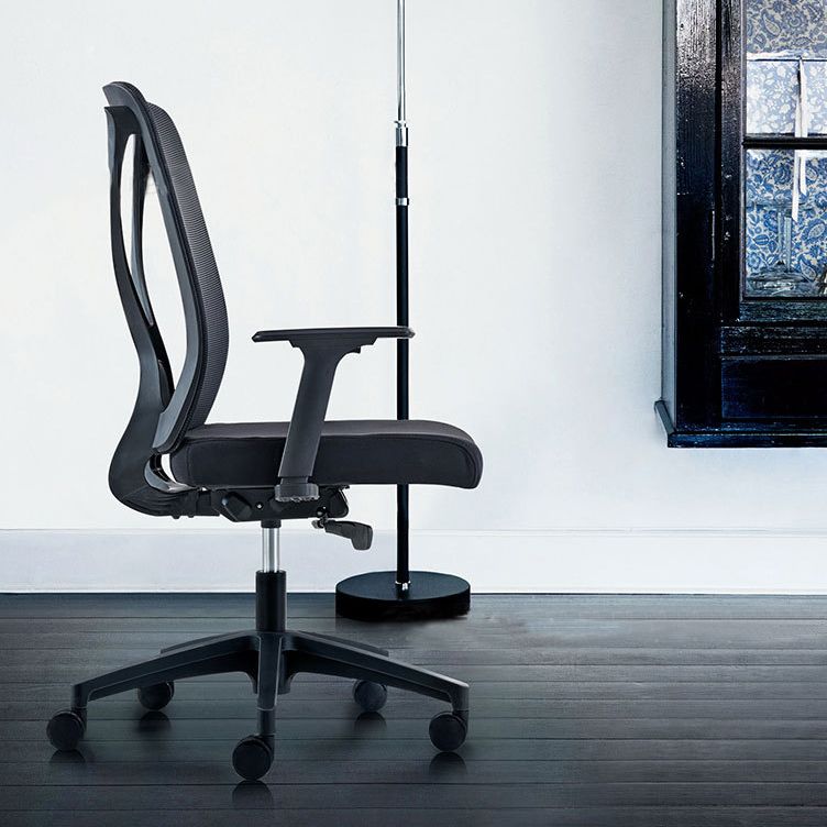 Modern Desk Chair Mesh Computer Chair Conference Chair with Wheels Clearhalo 'furn' 'furn_office_chair' 'Furniture' 'Office Chairs' 'Office Furniture' 'office_chair' 1200x1200_4ba7a4ac-6099-4721-b95b-f5e10e6b0ef4