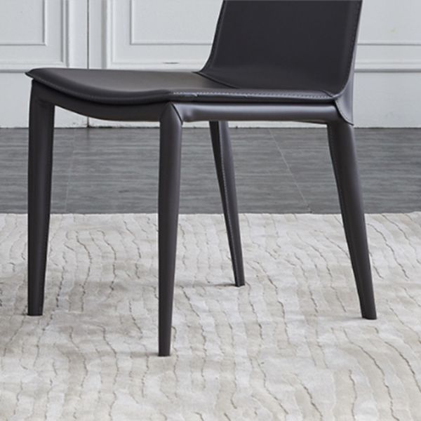 Eigentijdse armloze eetkamerstoelen faux lederen eetkamerstoel