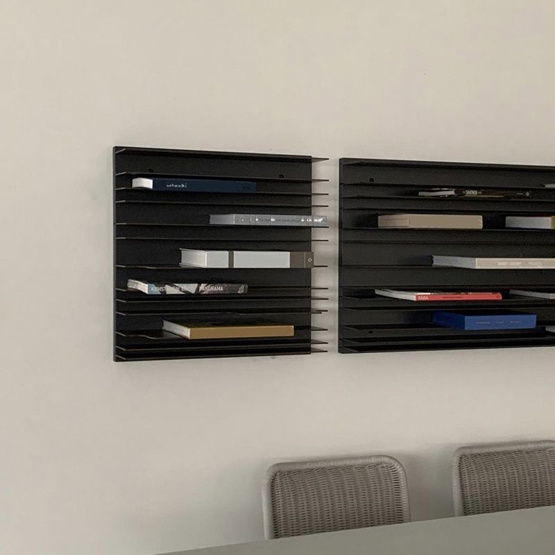 Industrial Closed Back Bookcase Floating Metal Bookshelf with Shelves