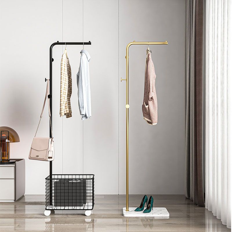 Rastrello per mantello contemporaneo a 3 ganci metallici per soggiorno per soggiorno