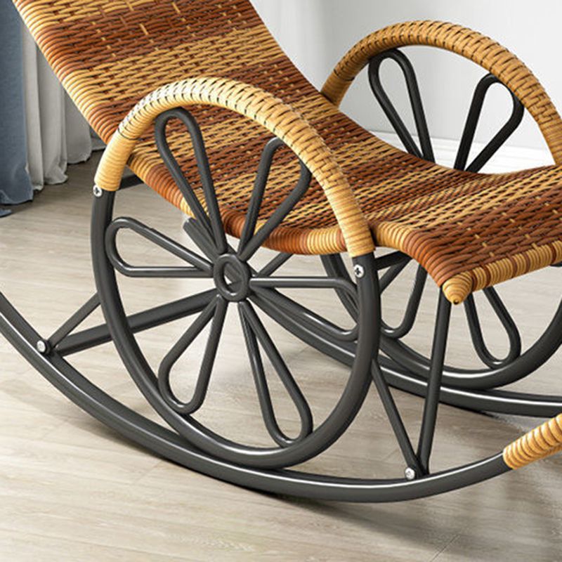 アイアンベースレジャーシングルチャイズレイジーチェアバルコニーリクライナーロッキングチェア