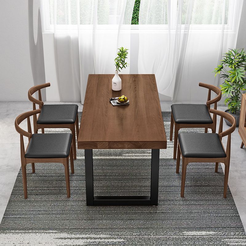 Rectangle Black Base Dining Table Modern Style Pine Wood Table for Kitchen Use