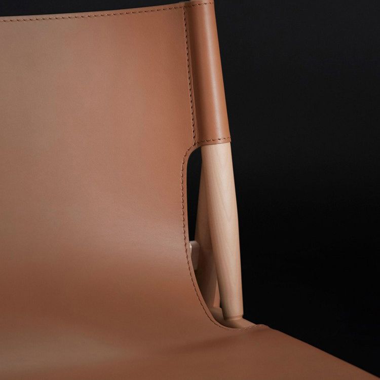 Silla lateral contemporánea de madera sólida sólida para el comedor para interiores