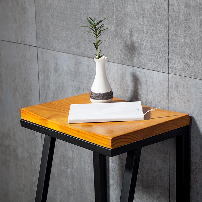 Contemporary Metal Counter Stool Wood Seat Bar Stool for Living Room Clearhalo 'Bar Furniture' 'Bar Stools' 'bar_stools' 'furn' 'furn_bar_stools' 'Furniture' 'Kitchen & Dining Furniture' 1200x1200_4caf7da5-03c9-4f56-9480-8067640fc303
