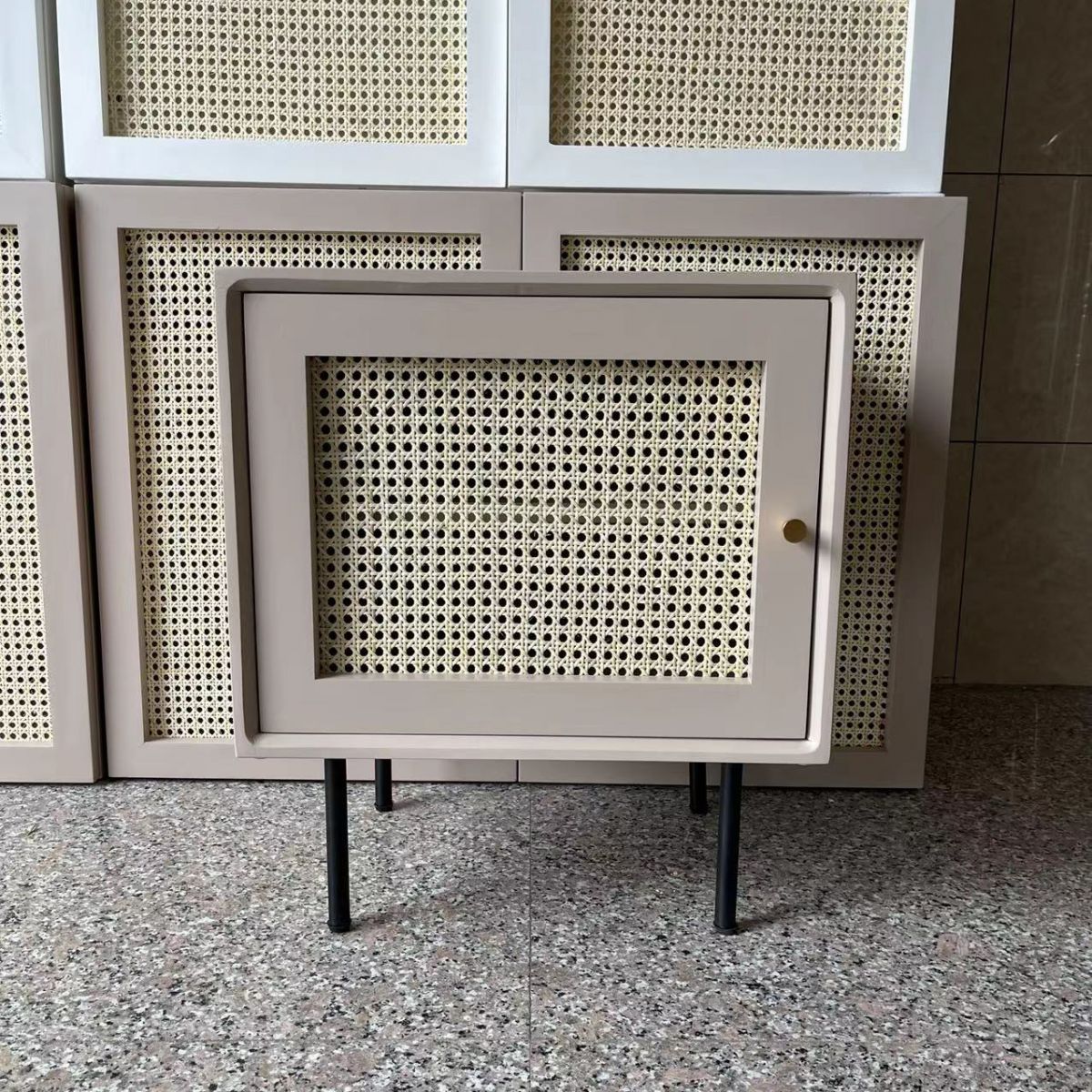 Modern bedkast vast hout accent tafel nachtkastje met benen