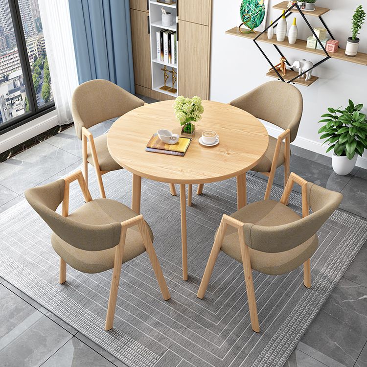 Minimalist Round Shape MDF Table Standard Dining Table for Kitchen Clearhalo ' dining_table' 'Dining Tables & Seating' 'Dining Tables' 'furn' 'furn_dining_table' 'Furniture' 'furniture_dining_table' 'Kitchen & Dining Furniture' 'kitchen&dining_furn' 'kitchen' 'kitchen_dining_table' 1200x1200_4cf2b06a-29b9-40a2-bdda-cc98955ebbde