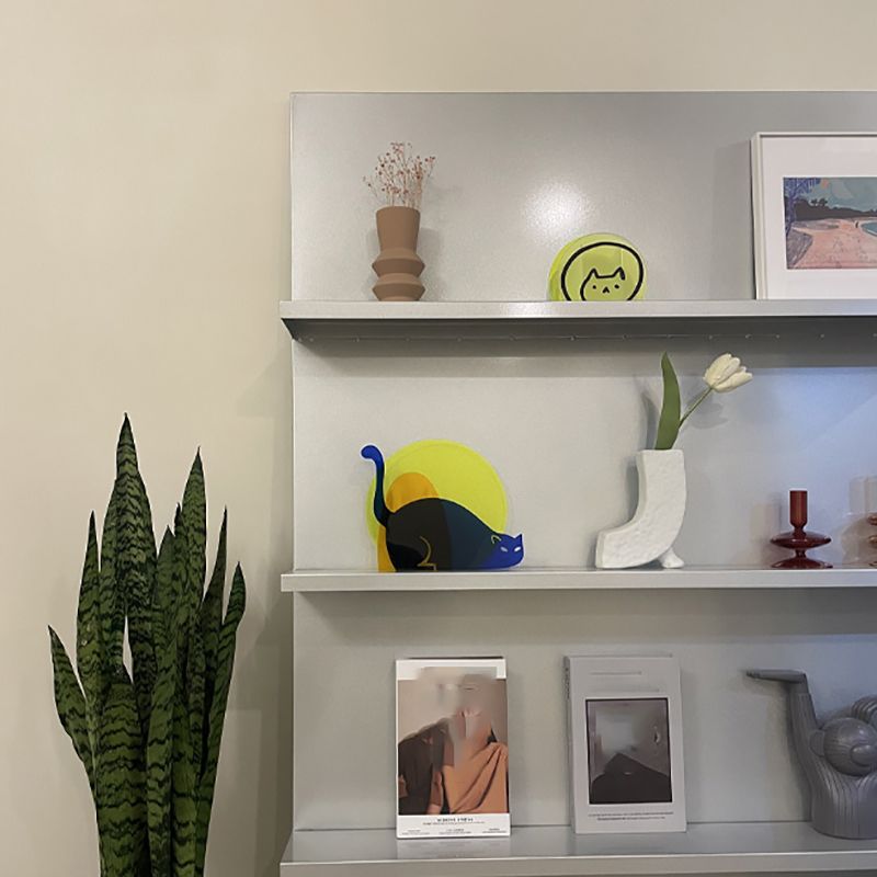 3 estanterías de estantería de metal en estantería incluye estantería en blanco y plata