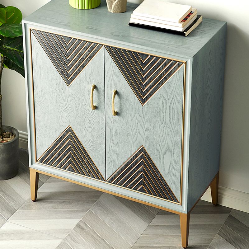 Zeitgenössischer Essserver, der Holzbuffet -Server mit Türen für Wohnzimmer entwickelt hat