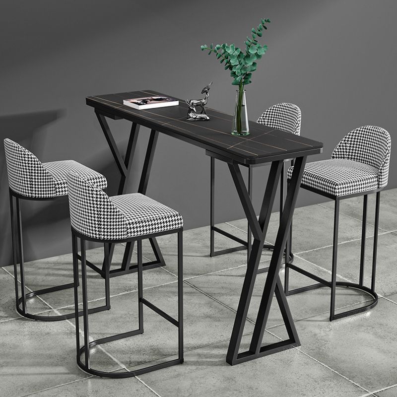 Mesa de comedor de barra de piedra Mesa de comedor de barra industrial con base de trineo negra