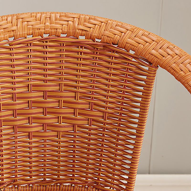 Chaise de bras en métal à dos tissé en bois de style moderne du milieu du siècle