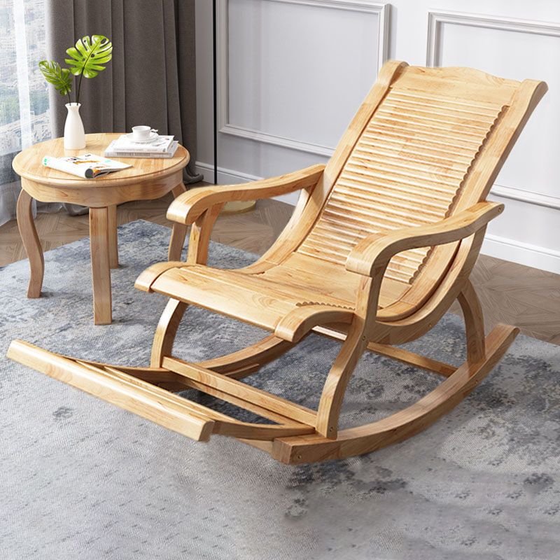 Chaise de culbuteur traditionnelle allongée en bois avec chaise inclinable à cadre gris