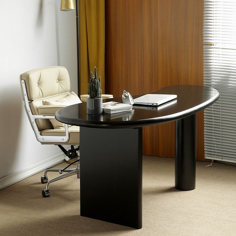 Bureau d'écriture industriel 29.5 "Hauteur de bureau en bois massif en noir avec jambes