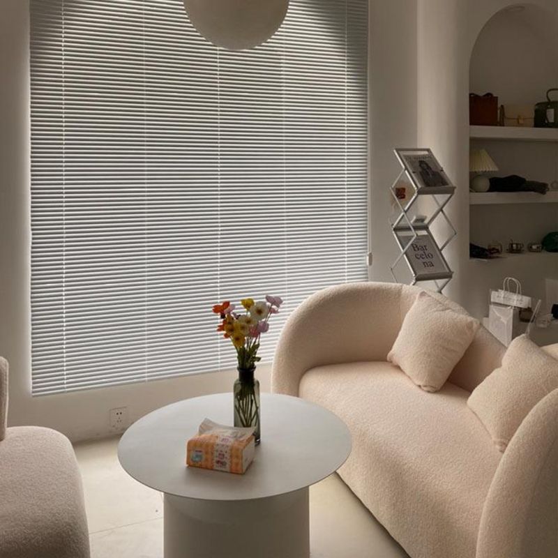 Tachette incurvée arrière serrée résistant aux taches sans canapé pénible