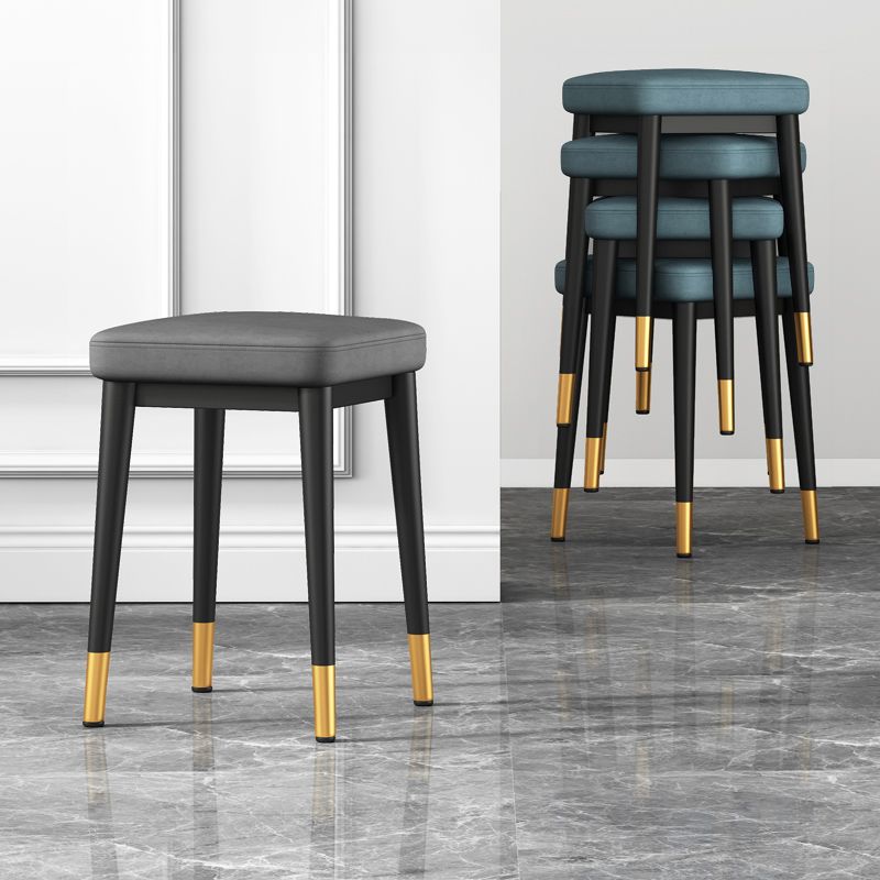 Square Ottoman Solid Color Upholstered Metal Frame Fabric Standard Ottoman Clearhalo 'furn' 'furn_ottomans_poufs' 'Furniture' 'Living Room Furniture' 'Ottomans & Poufs' 'ottomans_poufs' 1200x1200_4df8203b-f233-47da-a298-27bfd44d7d5f