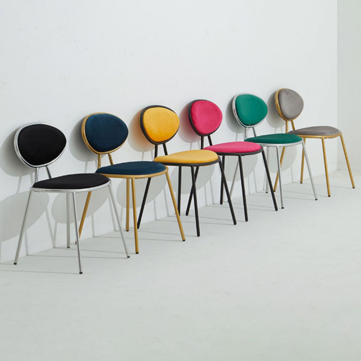 Chaise latéral glam glamour en velours chaise latéral rembourrée pour la maison