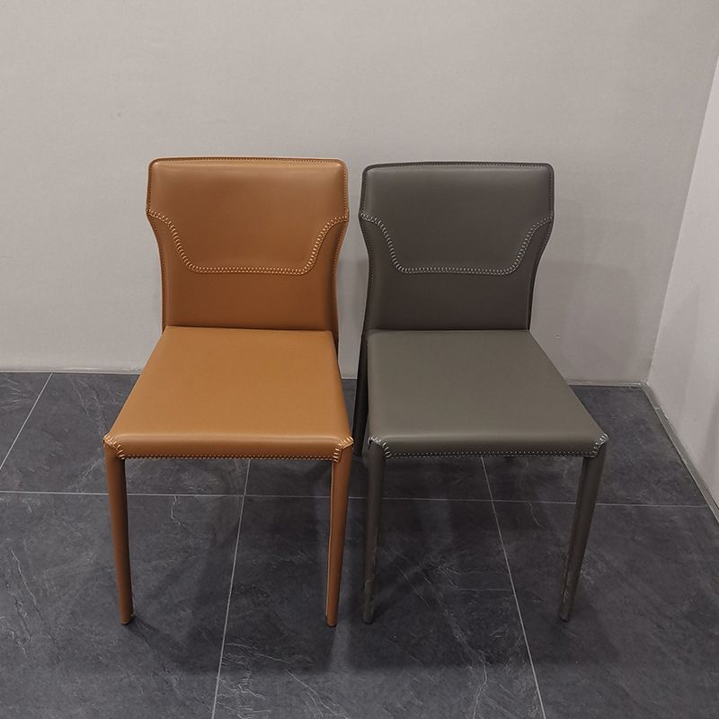 Sedia da pranzo imbottita contemporanea cucina in finta cucina a braccio