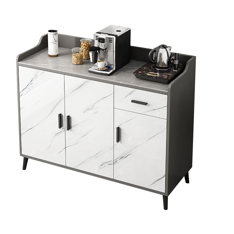 Scheda laterale per scaffalature regolabili in pietra in stile glam con armadi e cassetti