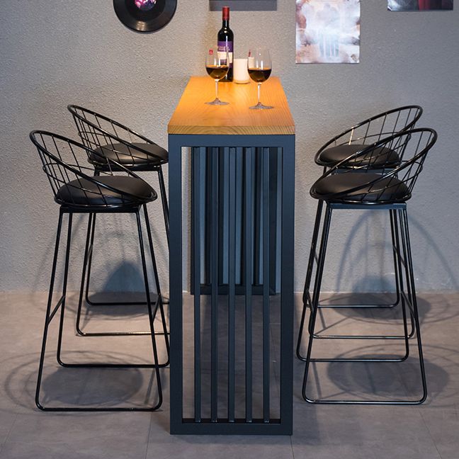 Tavolo da pranzo in legno massiccio tavolo da bar moderno con base a slitta nera