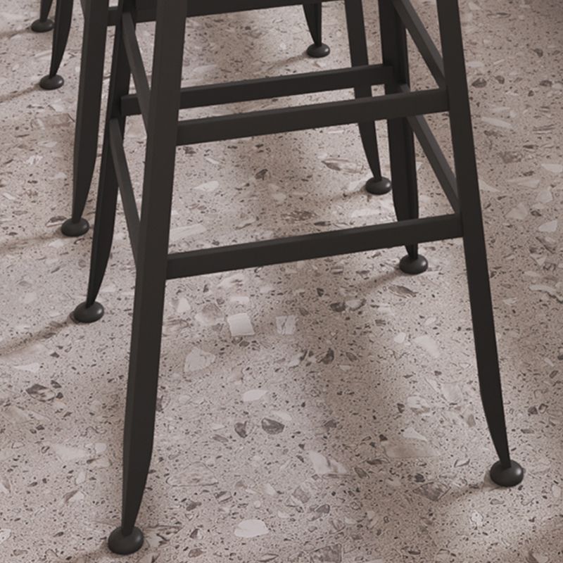 Black Contemporary Counter Height Stools Low Back Bar Stools Clearhalo 'Bar Furniture' 'Bar Stools' 'bar_stools' 'furn' 'furn_bar_stools' 'Furniture' 'Kitchen & Dining Furniture' 1200x1200_4f21068a-2020-48e2-9bc7-b5fc956a4ae6