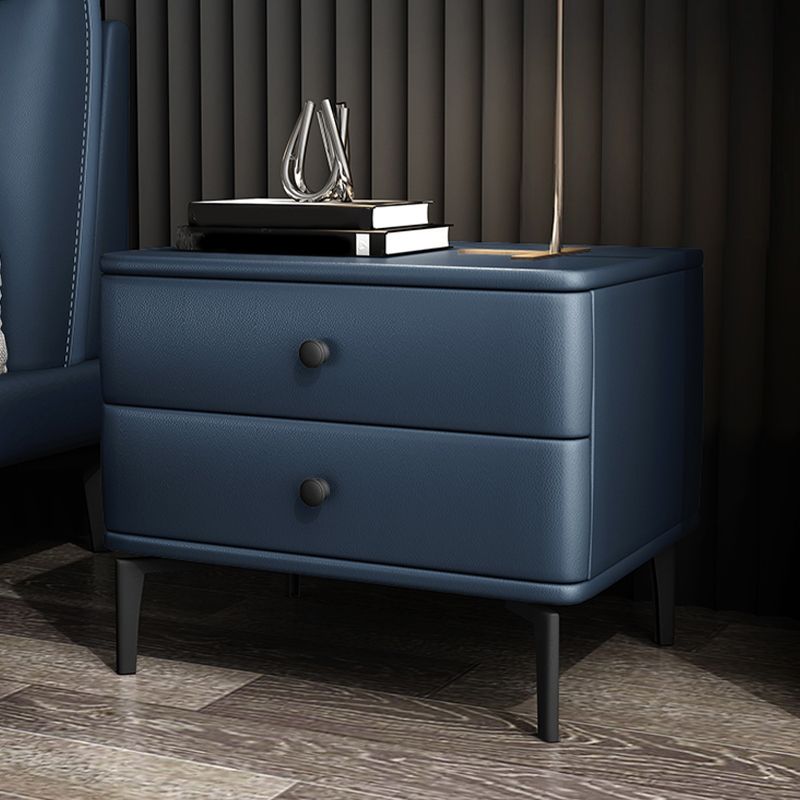 Dennenframe twee laden lederen veelkleurige keuze uit nachtkastje met zwarte tafel voeten