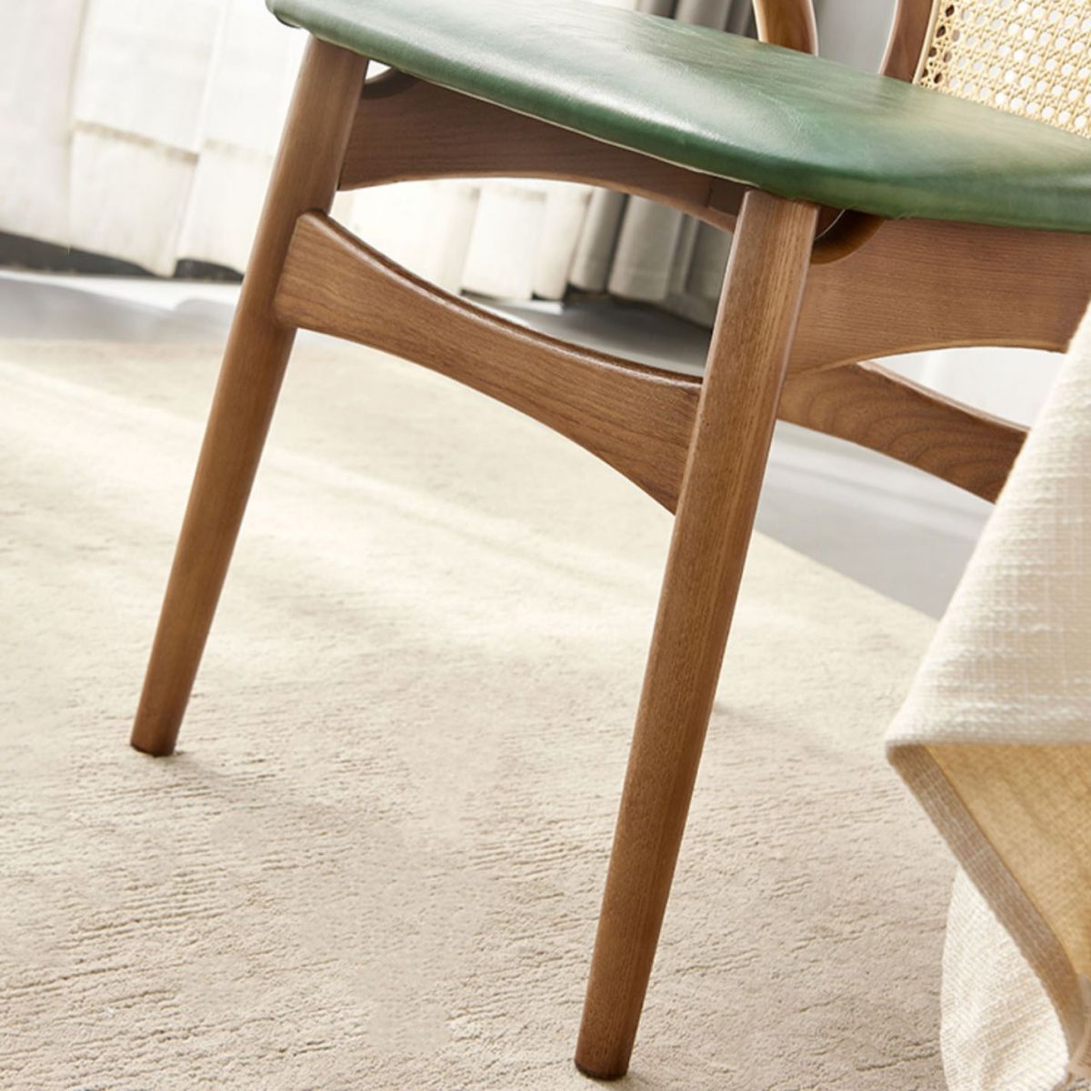 Traditional Style Chairs Dining Wooden Armless Chairs for Kitchen Clearhalo 'Dining Chairs' 'Dining Tables & Seating' 'dining_chair' 'furn' 'furn_dining_chair' 'Furniture' 'furniture_dining_chair' 'Kitchen & Dining Furniture' 1200x1200_4f8a8f17-38a0-4555-a892-08ba6887ef6b