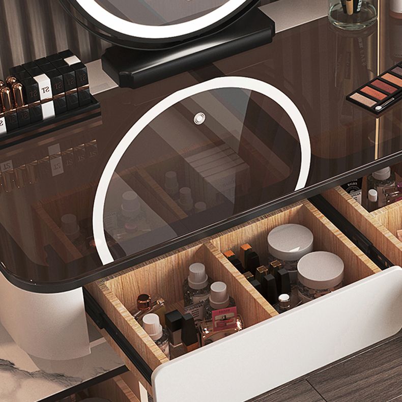 Glam Glass Bedroom Vanity Desk 4 Drawer Vanity Dressing Table Clearhalo 'Bedroom Furniture' 'furn' 'furn_makeup_vanities' 'Furniture' 'Makeup Vanities' 'makeup_vanities' 1200x1200_4f92091d-b7dd-4009-a576-30806c2956ee