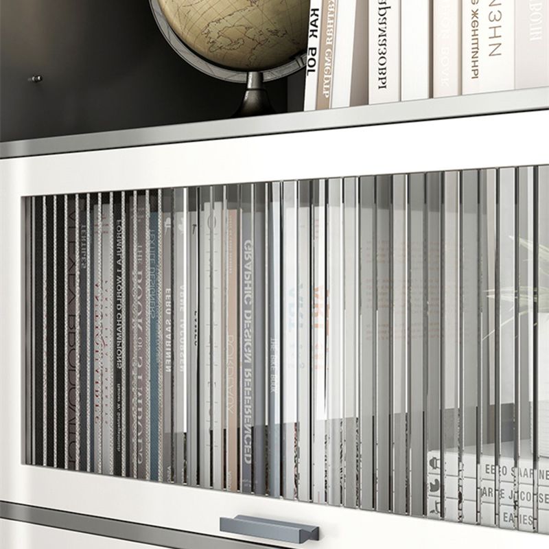 Libreria in legno ingegnerizzato in legno con porte chiuse in libreria incluse