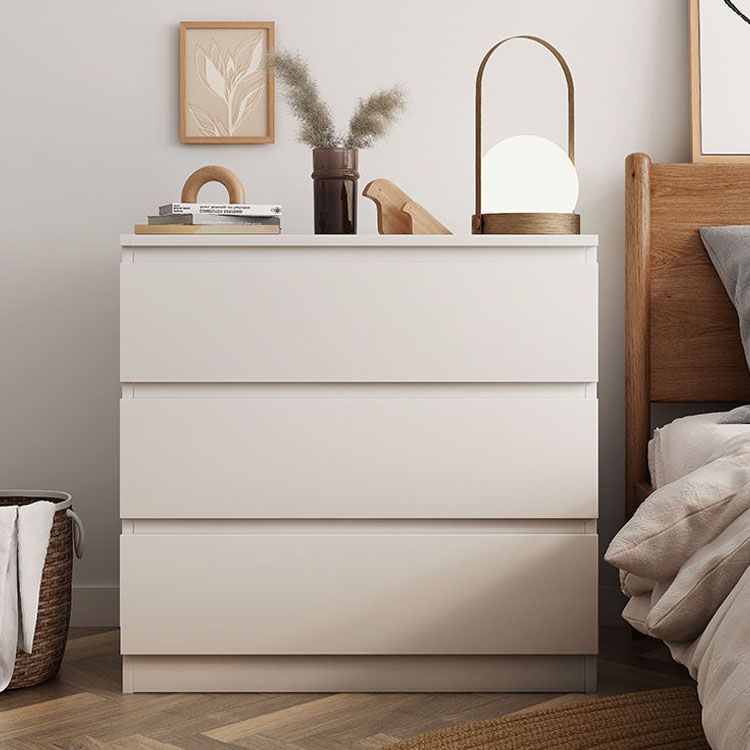 Modern Bedroom Dresser White Wooden Storage Chest with Drawers Clearhalo 'Bedroom Furniture' 'Dressers & Chests' 'dressers_chests' 'furn' 'furn_dressers_chests' 'Furniture' 1200x1200_4fc7fb13-e9e0-4957-b130-a070a7612548