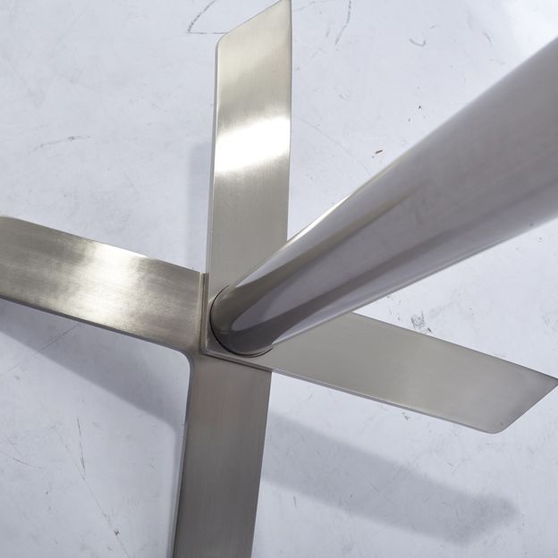 Industrial Folding Metal Bar Table Round Plastic Top 41.3"H Bistro Table Clearhalo 'Bar Furniture' 'Bar Tables' 'bar_tables' 'furn' 'furn_bar_tables' 'Furniture' 'furniture_bar_tables' 'Kitchen & Dining Furniture' 1200x1200_4fe10c16-2435-4055-ac73-db9ff34d4596
