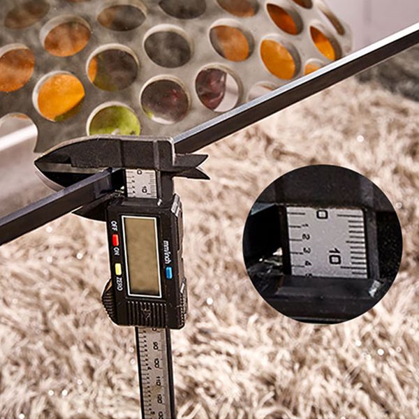 Contemporary Style Clear Tempered Glass Dining Table 2 Legs Table for Dining Room Clearhalo ' dining_table' 'Dining Tables & Seating' 'Dining Tables' 'Furniture' 'furniture_dining_table' 'Kitchen & Dining Furniture' 'kitchen&dining_furn' 'kitchen' 'kitchen_dining_table' 1200x1200_508ea1da-fddc-4fa1-8d76-070e9dbf1ec9